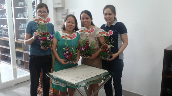phụ nữ castor wheel